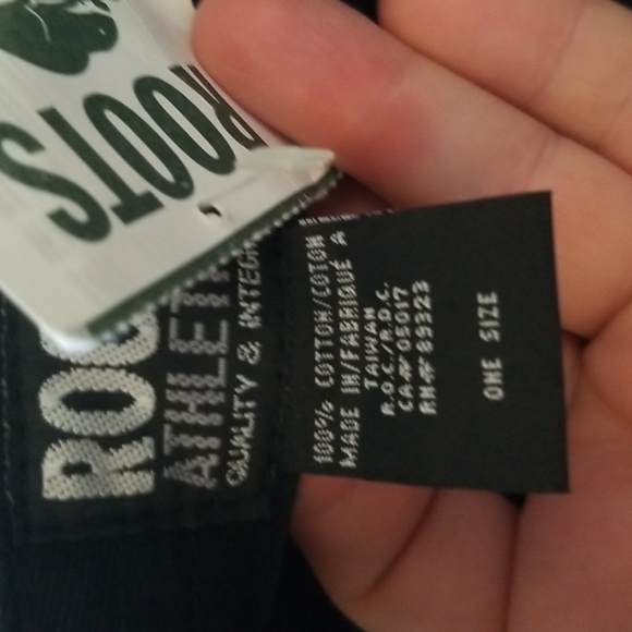 Roots Athletics Men's Black color 73 edition Ball cal size O/S adjustable - Picture 5 of 6